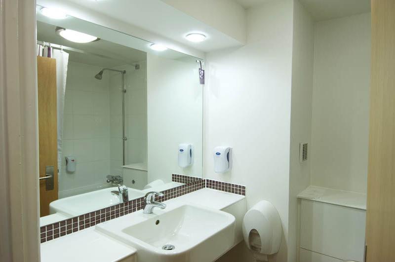 Premier Inn Bristol City Centre King Street Eksteriør billede
